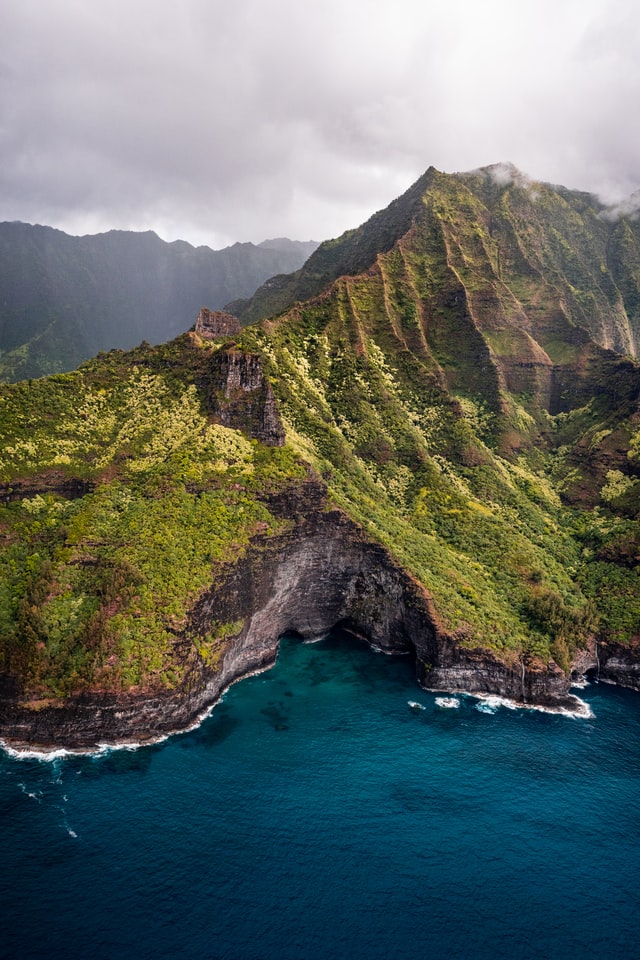 Na Pali Coast State Wilderness Park - unique things to do in hawaii