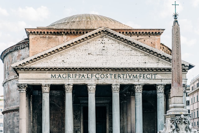 Pantheon - famous places in rome