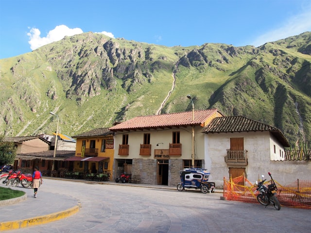 Sacred Valley- fun things to do in peru